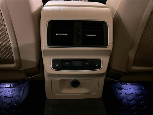 Used 2018 Audi Q5 Premium Plus image 33