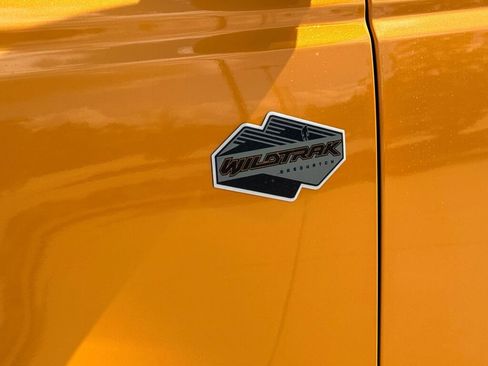 Used 2022 Ford Bronco Wildtrak image 17