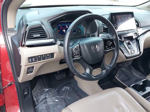 Used 2023 Honda Odyssey Elite image 18