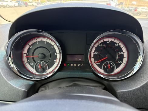 Used 2015 Dodge Grand Caravan SE w/ Quick Order Package 29E SE FWD image 18