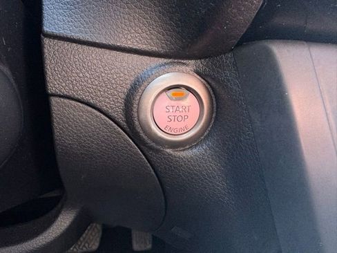 Used 2017 Nissan Sentra SV image 25