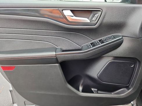 Used 2024 Ford Escape ST-Line w/ Cold Weather Package image 24