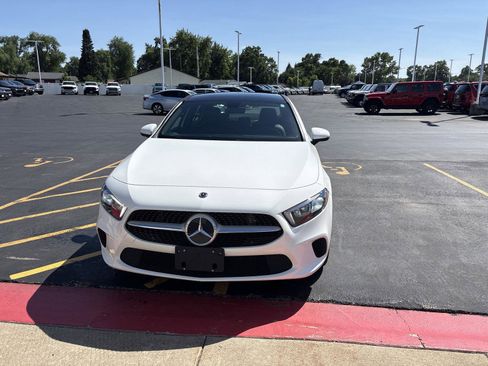 Used 2019 Mercedes-Benz A 220 4MATIC image 2
