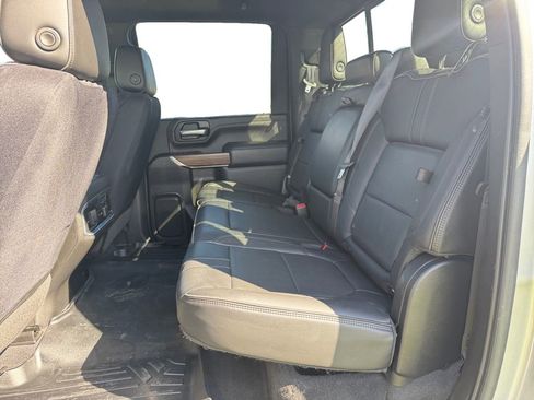 Used 2021 Chevrolet Silverado 2500 High Country w/ Z71 Off-Road Package image 16