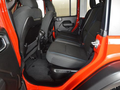 Used 2025 Jeep Wrangler Unlimited Rubicon 4xe w/ Safety Group image 33