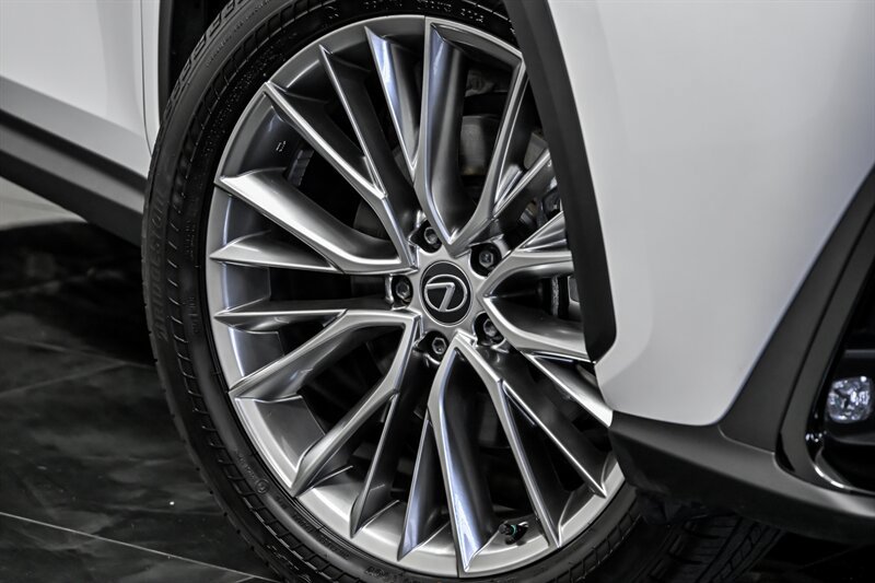 Used 2024 Lexus NX 350 AWD w/ Vision Package image 3