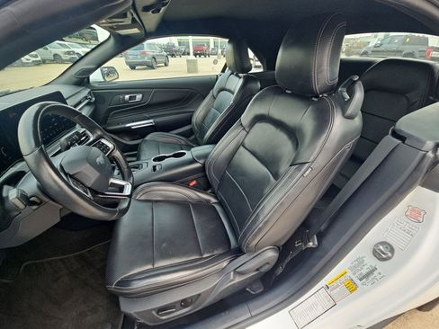 Used 2024 Ford Mustang Premium image 16