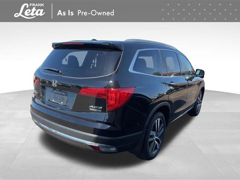 Used 2017 Honda Pilot Touring image 6