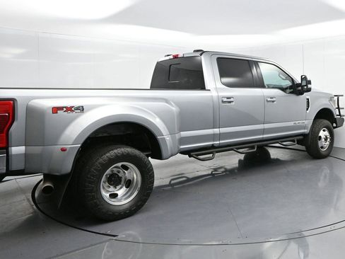 Used 2020 Ford F350 Lariat w/ Lariat Value Package image 7