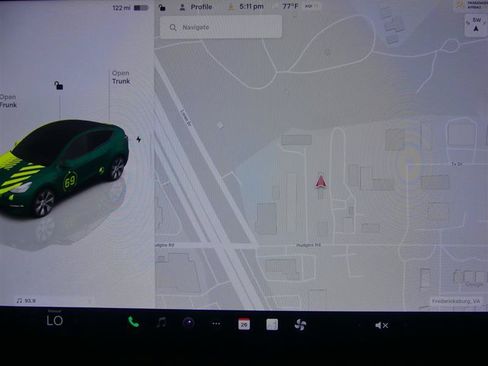 Used 2023 Tesla Model Y Long Range AWD/4WD image 7