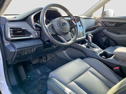 Used 2023 Subaru Outback Onyx Edition AWD/4WD image 9