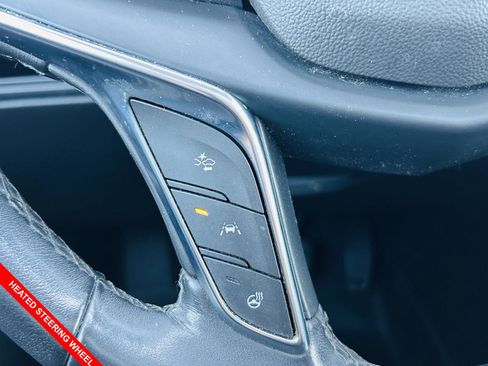 Used 2018 Cadillac XT5 Luxury w/ Driver Awareness Package image 8