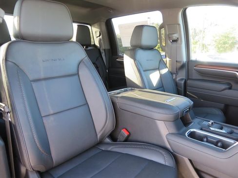 New 2026 GMC Sierra 2500 Denali w/ Denali Reserve Package image 10