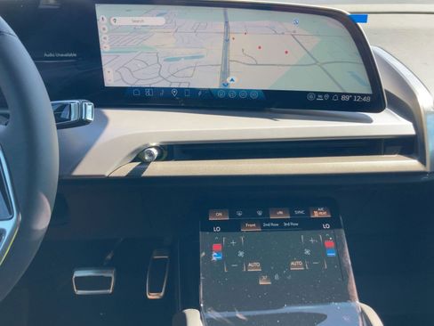 New 2026 Cadillac Vistiq Luxury w/ LPO, Floor Liner Package image 27