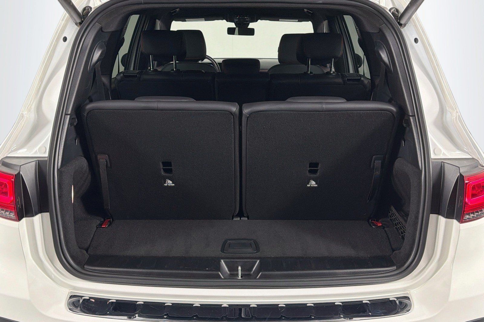 Used 2023 Mercedes-Benz GLB 250 image 22