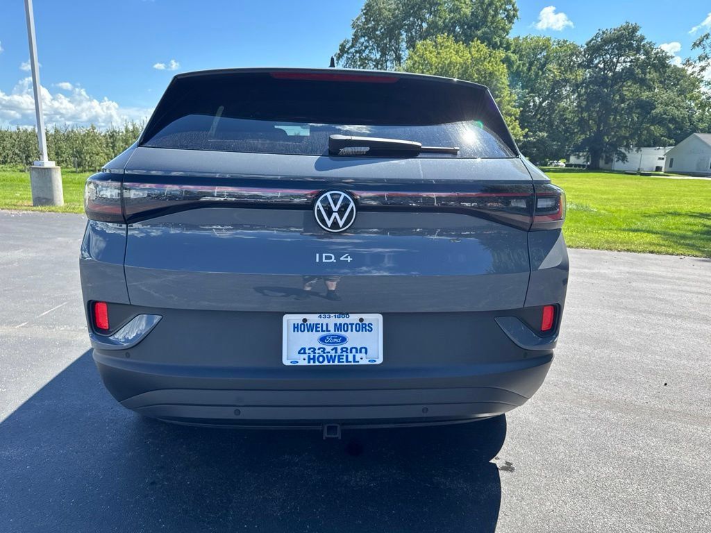 Used 2023 Volkswagen ID.4 Pro AWD/4WD image 6