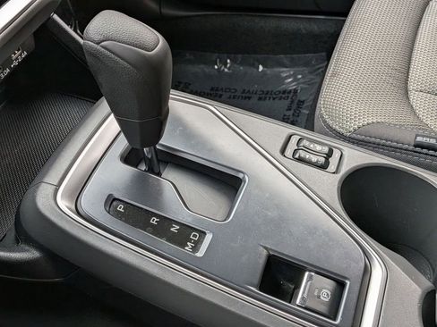 Used 2024 Subaru Crosstrek 2.0i Premium image 20