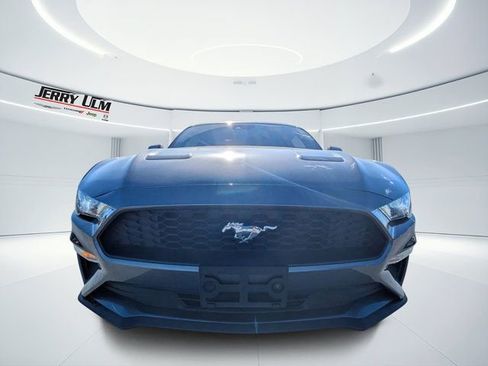 Used 2023 Ford Mustang Premium image 7