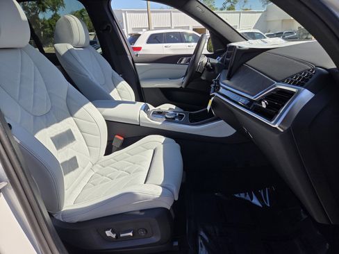 New 2026 BMW X5 xDrive40i AWD/4WD image 17