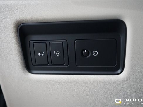 Used 2016 Land Rover Range Rover Sport HSE AWD/4WD image 35