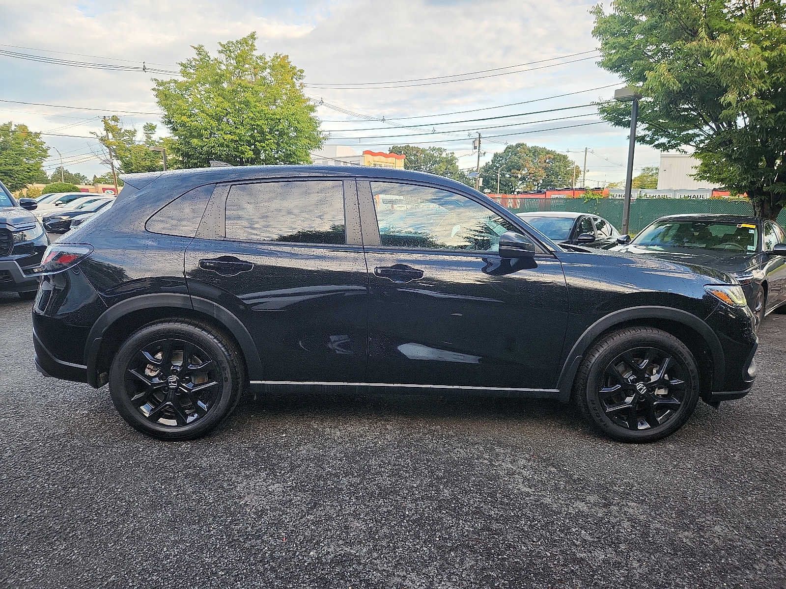 Certified 2023 Honda HR-V Sport image 7