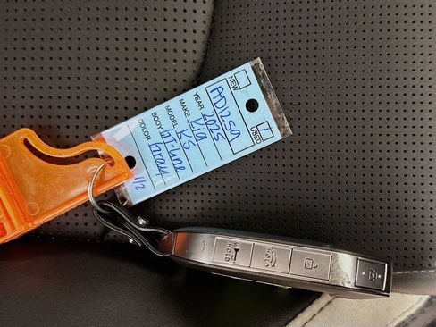 Used 2025 Kia K5 GT-Line image 35