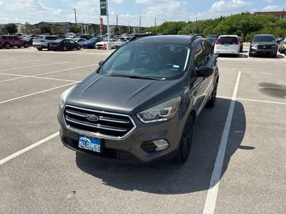 Used 2018 Ford Escape SE w/ SE Sport Appearance Package