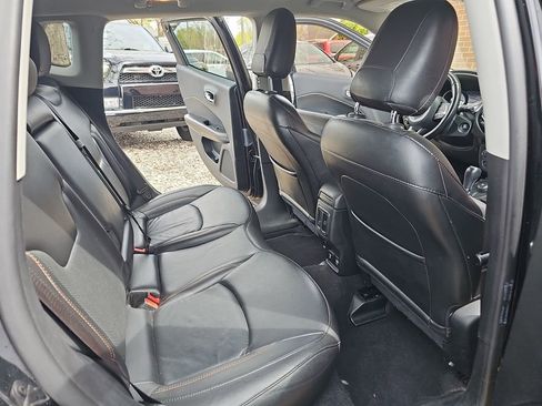 Certified 2020 Jeep Compass Limited AWD/4WD image 11