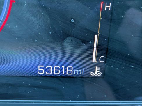 Used 2025 Chevrolet Trax LT FWD image 26