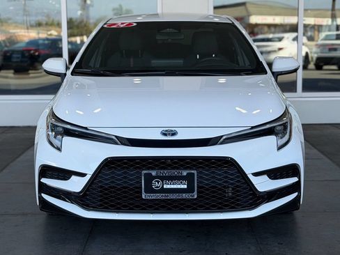 Certified 2024 Toyota Corolla SE FWD image 4