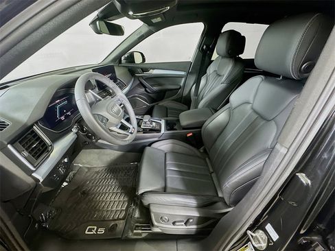 Used 2025 Audi Q5 Prestige image 15