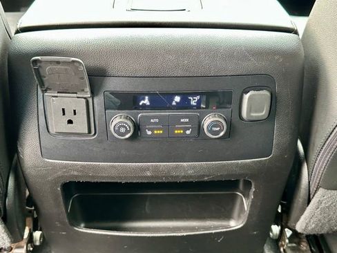 Used 2020 GMC Yukon SLT image 20