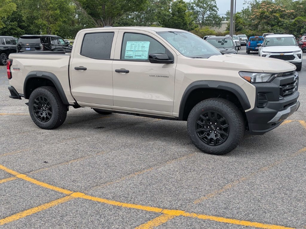 New 2026 Chevrolet Colorado Trail Boss AWD/4WD image 2