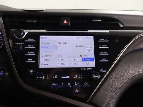Used 2020 Toyota Camry XSE FWD image 44