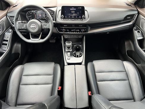 Certified 2023 Nissan Rogue SV w/ SV Premium B Package FWD image 18