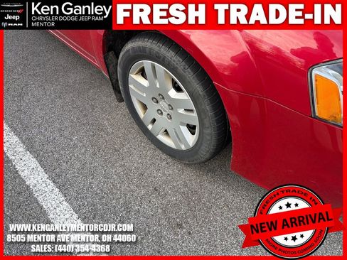 Used 2014 Dodge Avenger SE FWD image 11