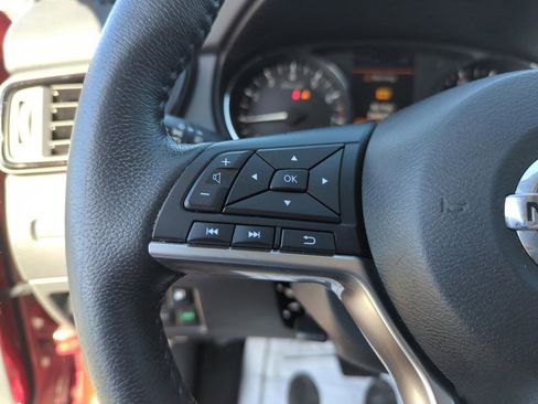 Used 2020 Nissan Rogue SL w/ Premium Package image 25