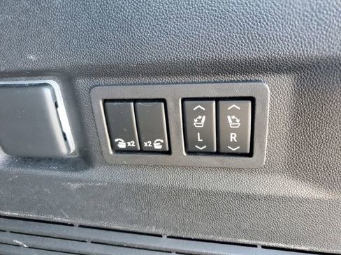 Used 2023 Chevrolet Tahoe RST w/ RST Performance Edition image 32