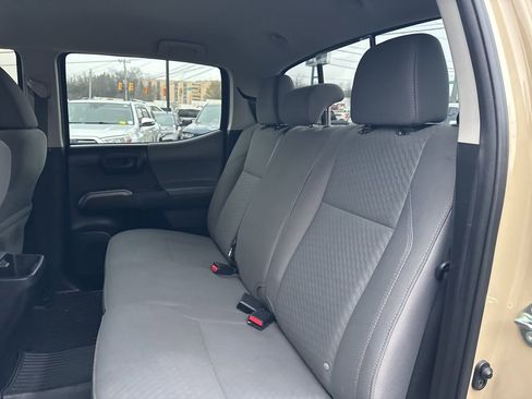 Used 2020 Toyota Tacoma SR5 image 26