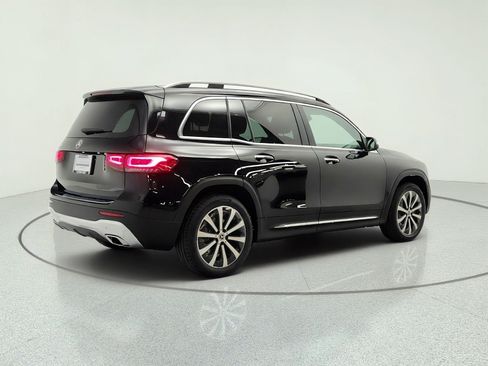 Used 2022 Mercedes-Benz GLB 250 image 5