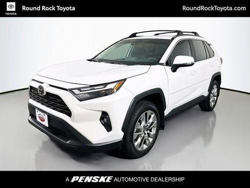 Used 2025 Toyota RAV4 XLE Premium FWD image 1