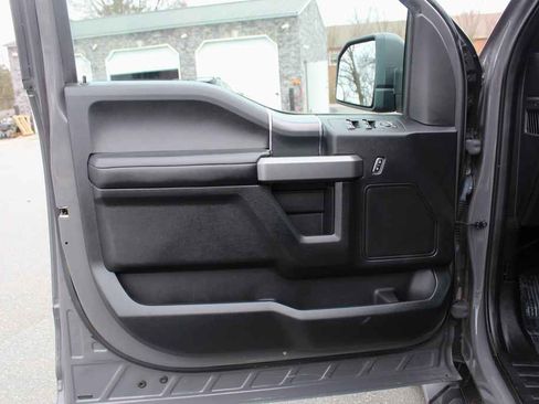 Used 2018 Ford F150 XLT w/ Equipment Group 302A Luxury image 11