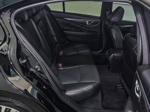 Used 2023 INFINITI Q50 Sensory image 17