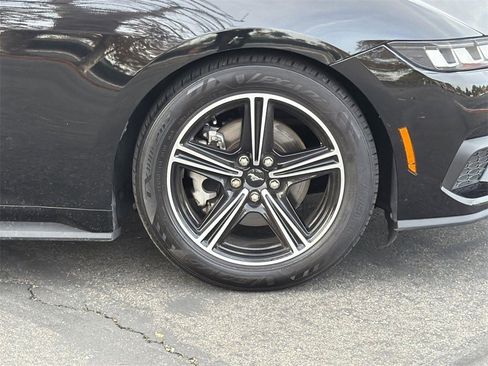 Used 2024 Ford Mustang Premium image 29