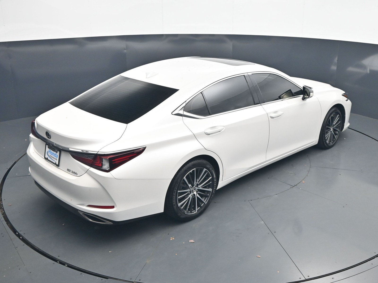 Used 2025 Lexus ES 350 w/ Premium Package FWD image 33