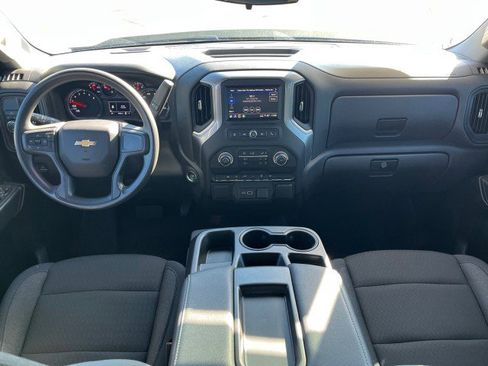 Used 2024 Chevrolet Silverado 1500 Custom image 11