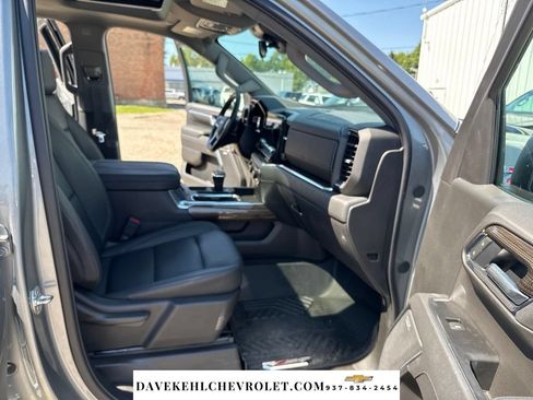 Used 2025 Chevrolet Silverado 1500 LT Trail Boss w/ LT Trail Boss Premium Package AWD/4WD image 30