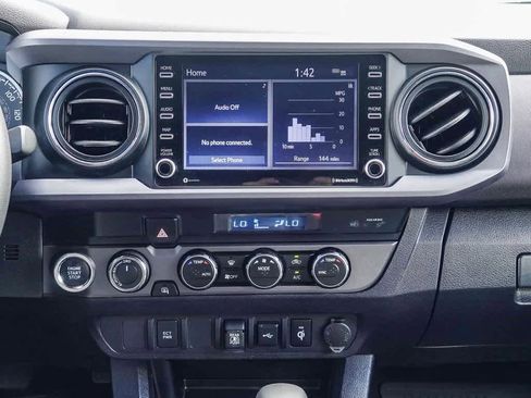 Used 2023 Toyota Tacoma TRD Off-Road image 12