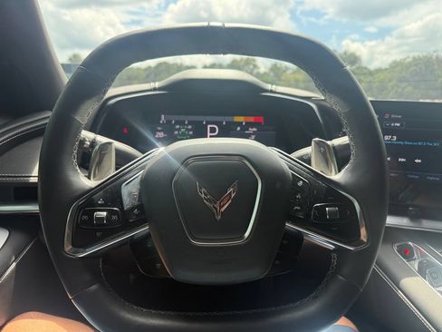 Used 2024 Chevrolet Corvette Stingray Preferred Cpe w/ Z51 Performance Package RWD image 23