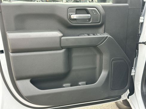 New 2025 GMC Sierra 2500 Pro w/ Convenience Package RWD image 16